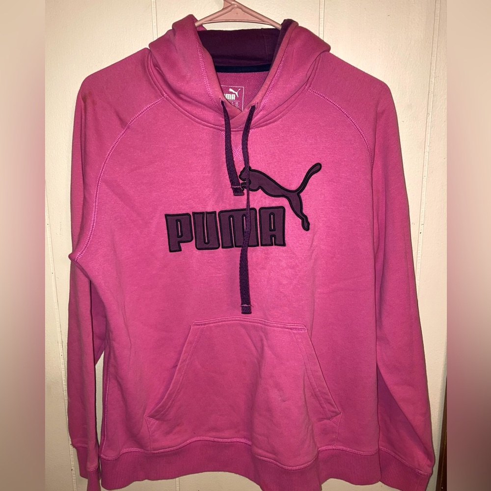 Puma Hoodie in Pink with Plum Colored Accents Size Large